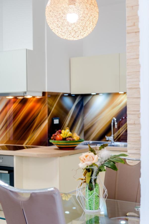 Apartments Niro Спліт Екстер'єр фото