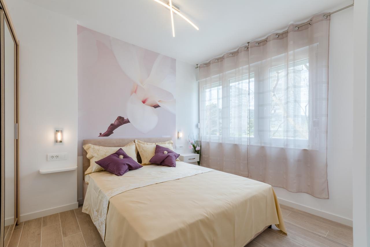 Apartments Niro Спліт Екстер'єр фото