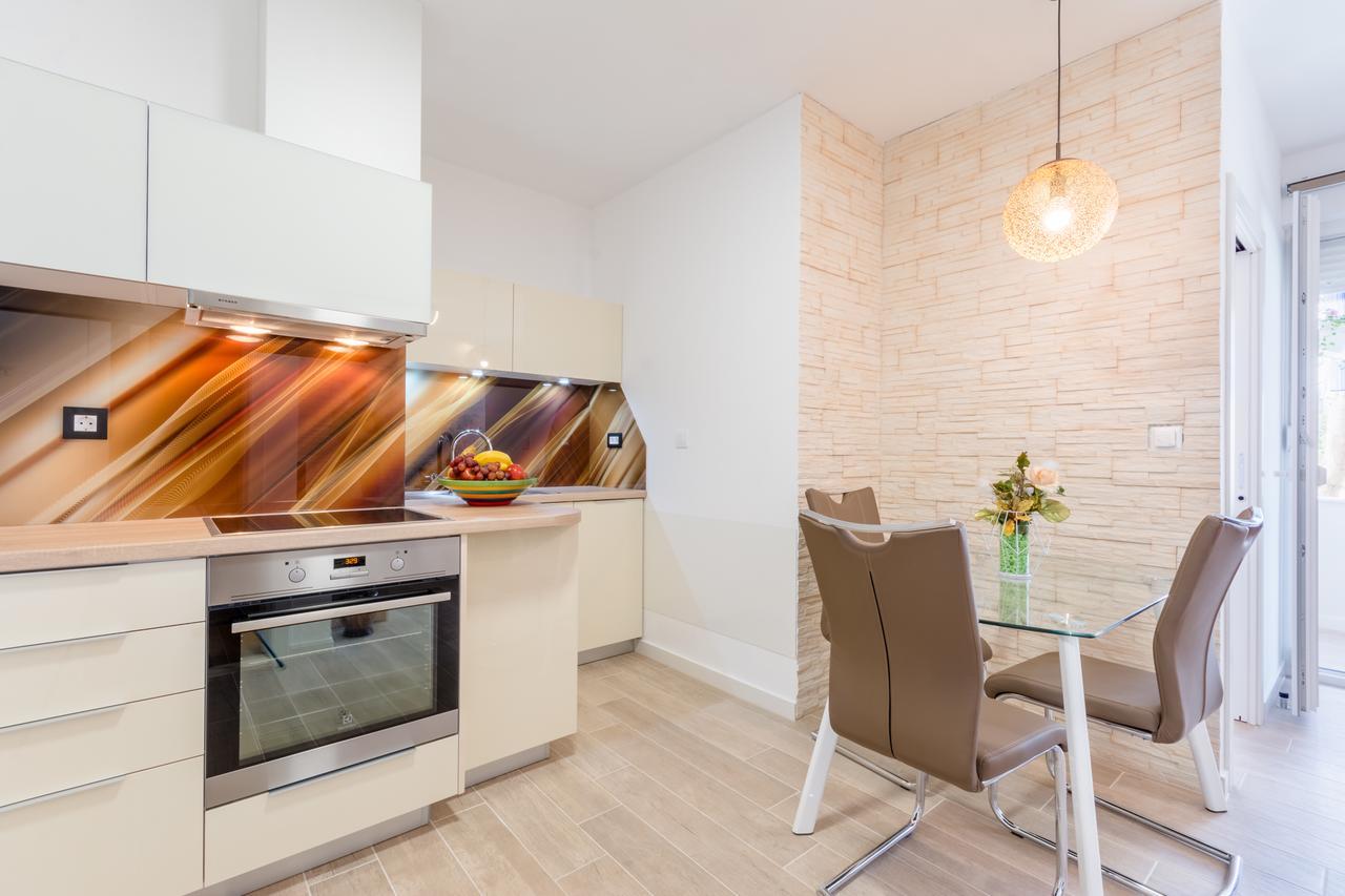 Apartments Niro Спліт Екстер'єр фото